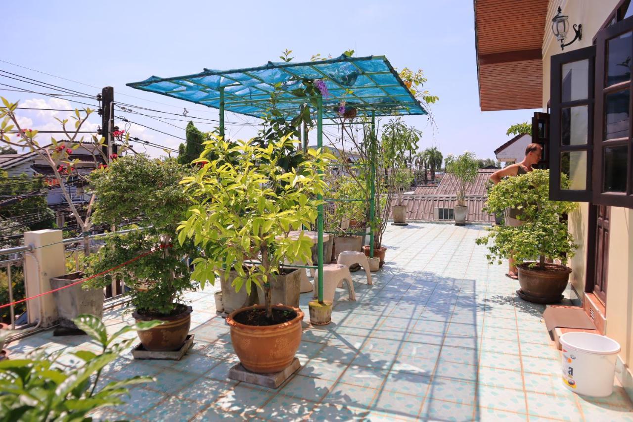 Ban Sulada Guest House Laem Ngop Экстерьер фото