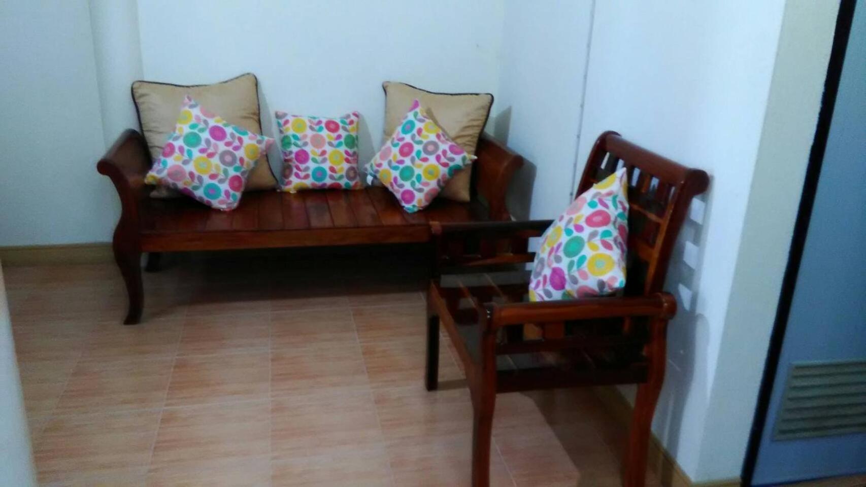 Ban Sulada Guest House Laem Ngop Экстерьер фото